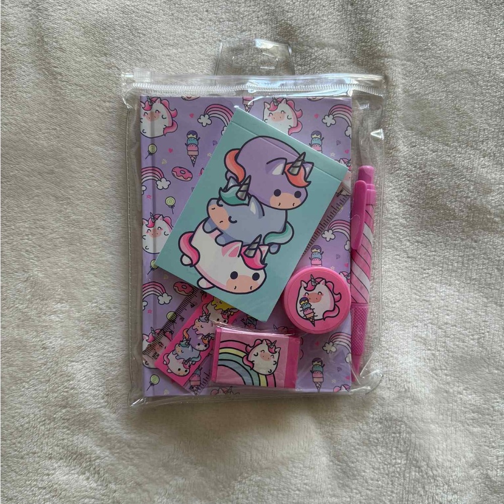 Claire’s Unicorn Stationery Set in Purple
